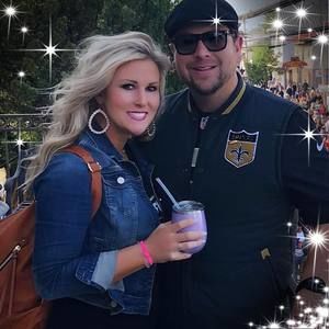 Meet your Posher, Holly